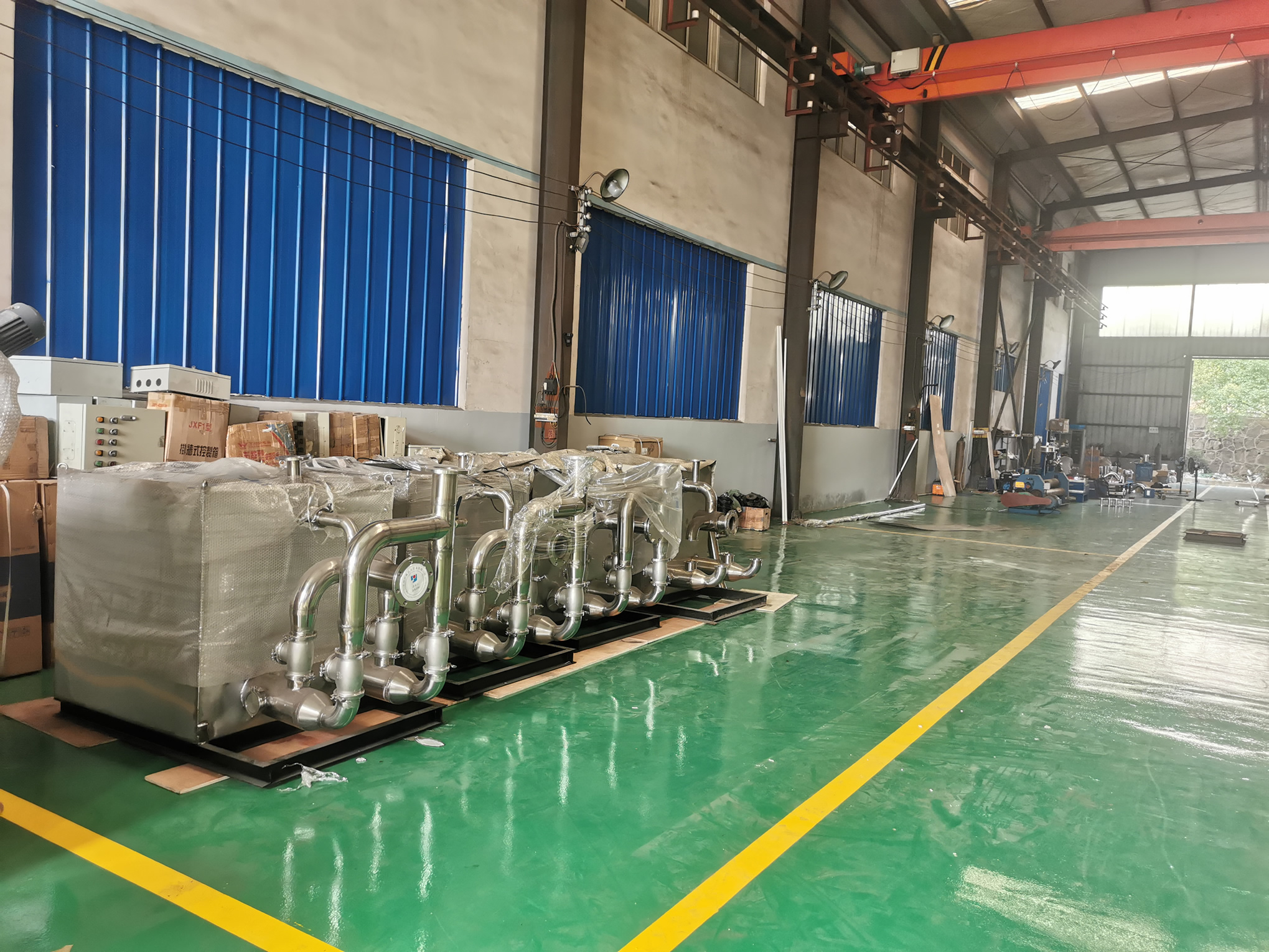 地下室污水提升設備成品車間